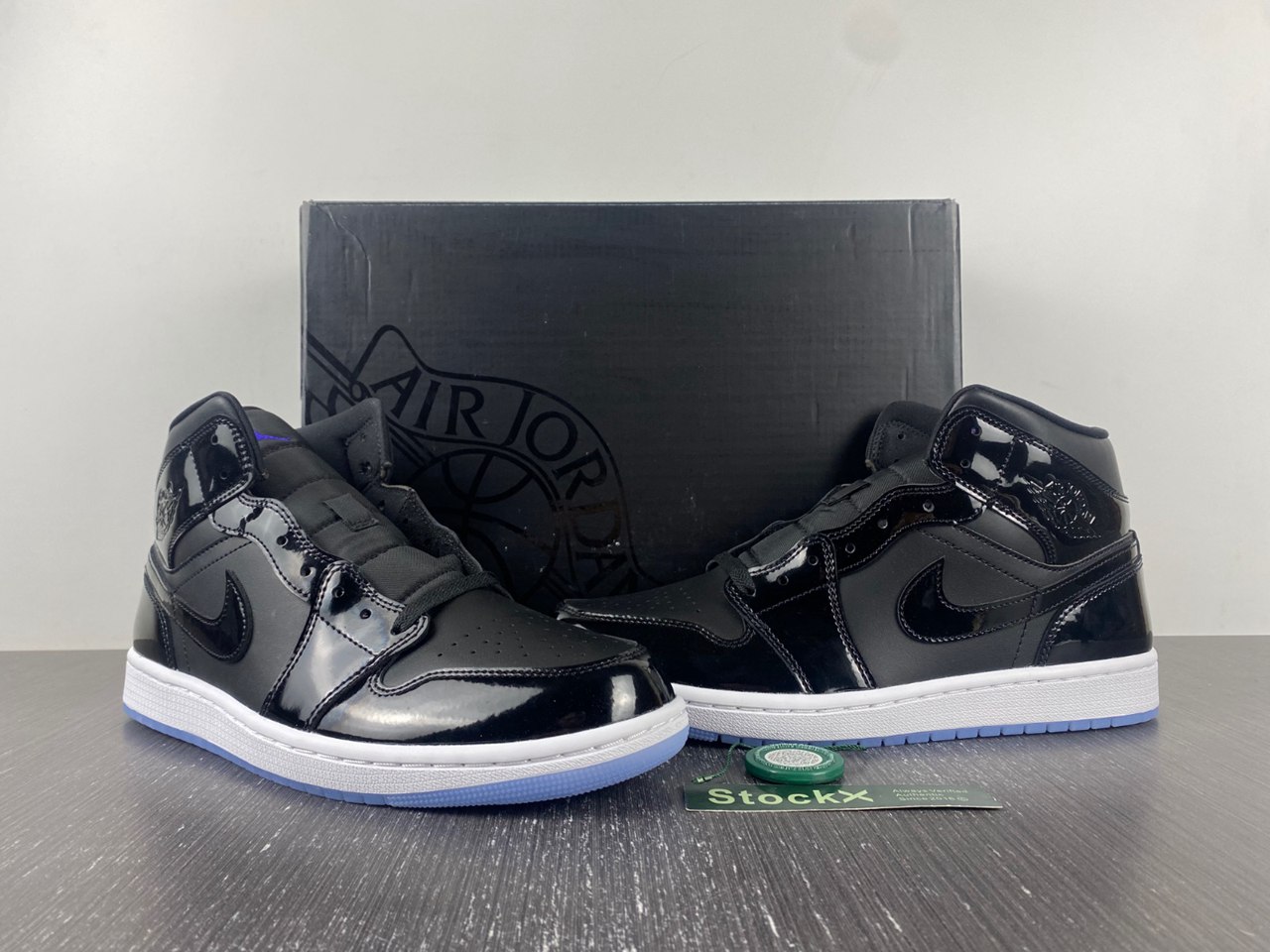 Air Jordan 1 Mid ??Space Jam DV1308-004